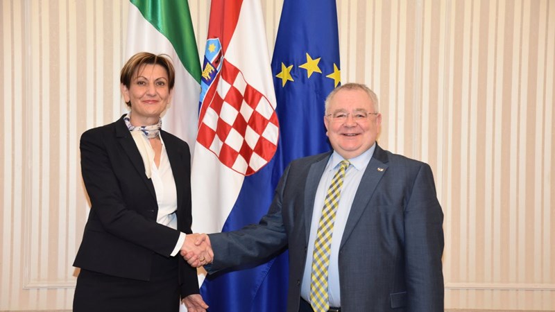 Potpredsjednica Vlade Dalić s predsjednikom Donjeg doma Parlamenta Irske Ó Fearghaílom
